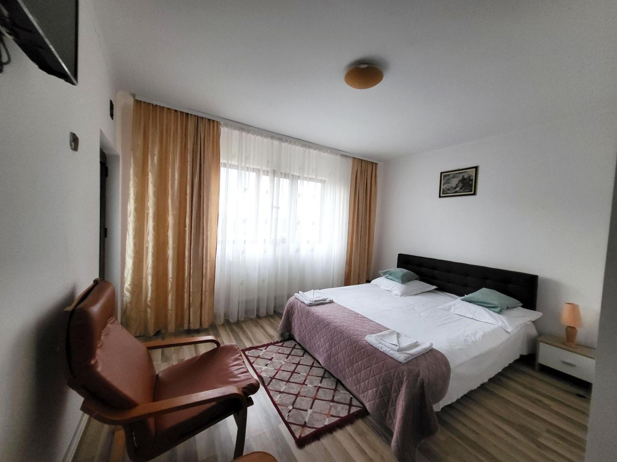Pensiunea Dana 3* Horezu